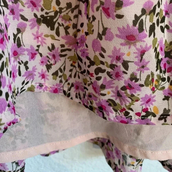 ASTR The Label  Lavender Multi Floral Cami Top (M) - Picture 6 of 8